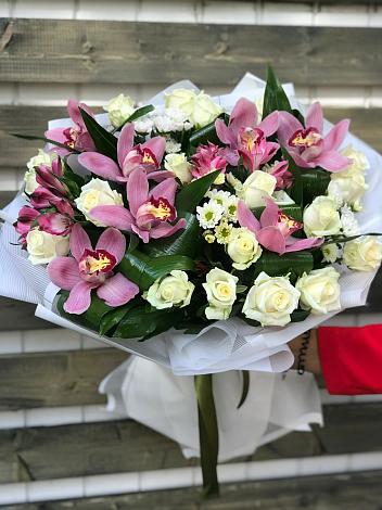 Букет цветов из: Розы и Хризантемы в Вагае
