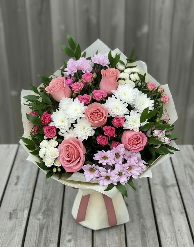 Букет цветов из: Альстромерии, Гвоздики, Розы и Хризантемы в Вагае