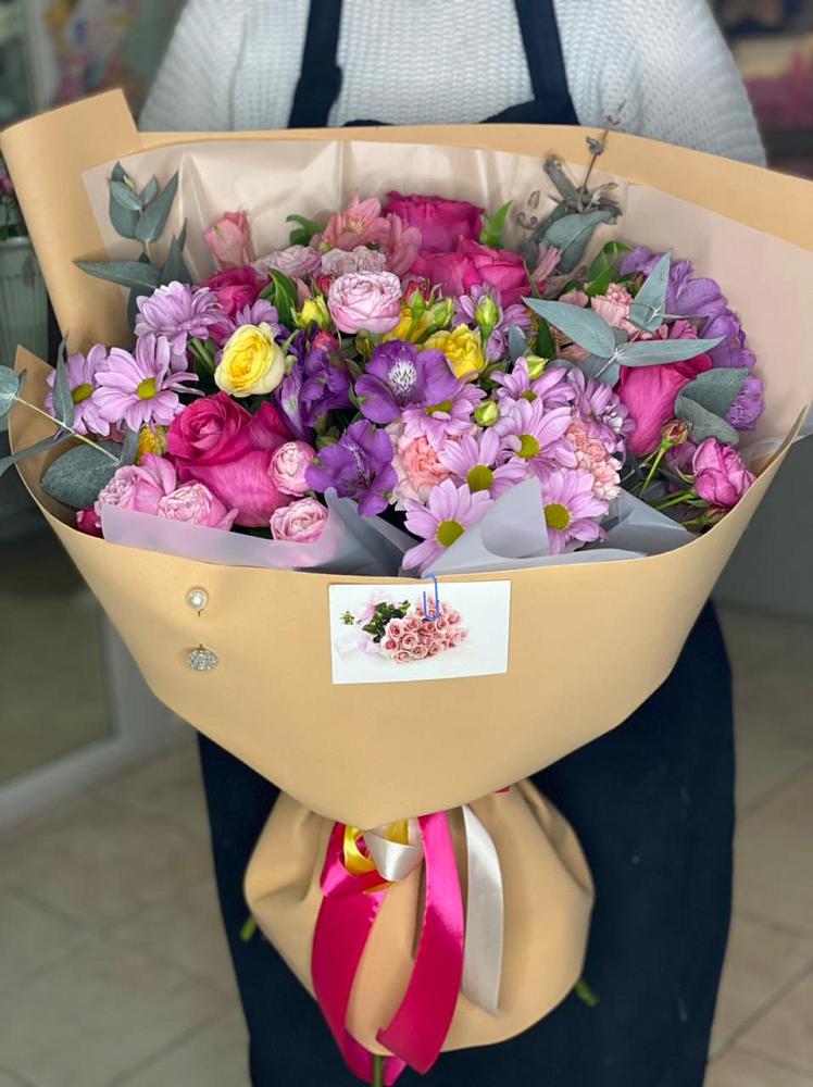 Букет цветов из: Хризантемы, Гвоздики и Альстромерии в Вагае