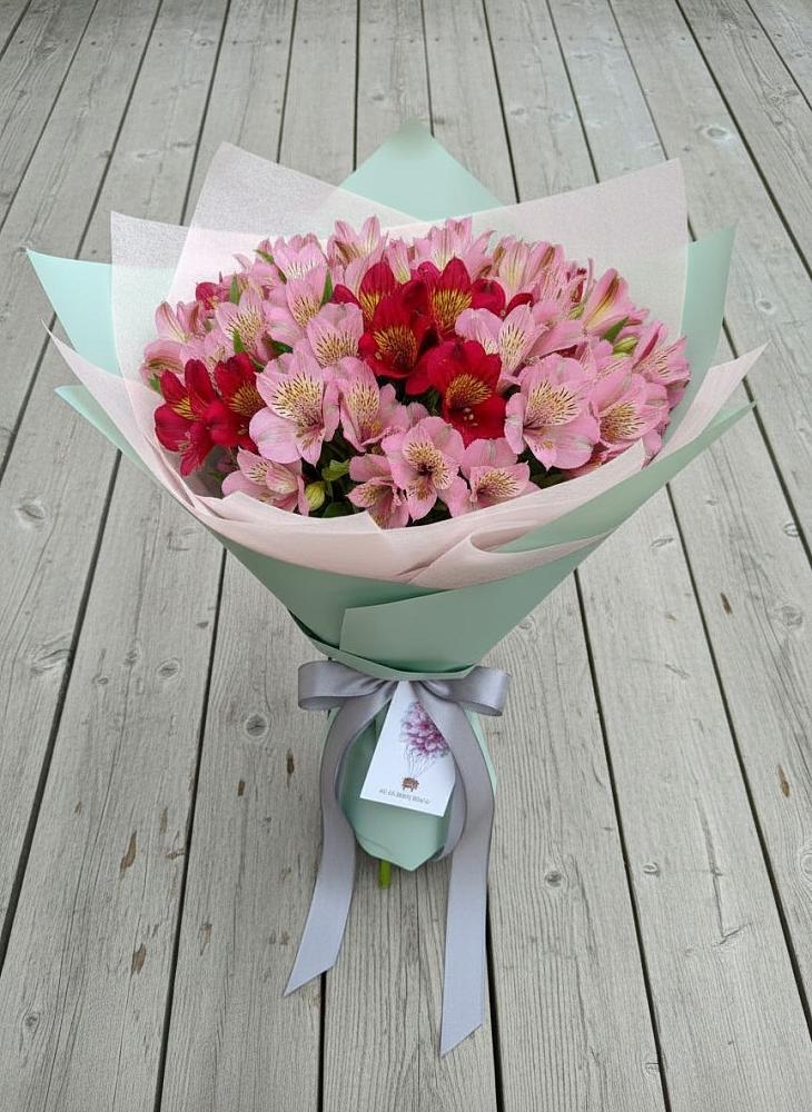 Букет цветов из: Альстромерии в Вагае