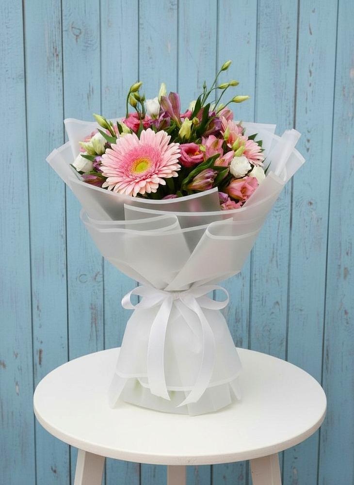 Букет цветов из: Герберы, Альстромерии и Лизиантусы в Вагае