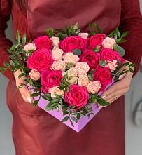 Цветочная композиция из Розы в коробке в Вагае