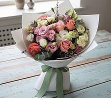 Букет цветов из:  Розы, Лизиантусы и Гвоздики #REPLACE_PRED# Вагае