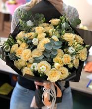 Букет цветов из:  Розы и Лизиантусы в Вагае