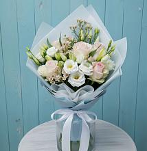 Букет цветов из:  Розы и Лизиантусы в Вагае
