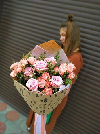 Букет цветов из: Розы в Вагае