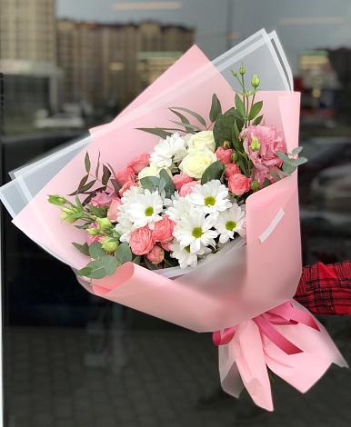 Букет цветов из: Розы, Лизиантусы и Хризантемы в Вагае